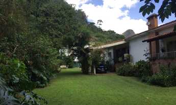 Imagem 5: Terreno, 4277M² de Área Construída na Rua Sara