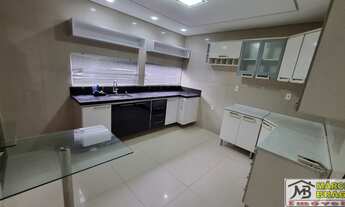 Imagem 5: Casa Duplex em Condomínio Fechado com Energia Solar