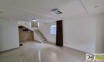 Imagem 7: Casa Duplex em Condomínio Fechado com Energia Solar