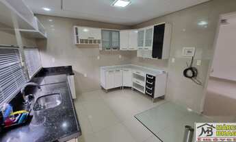 Imagem 6: Casa Duplex em Condomínio Fechado com Energia Solar