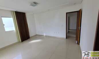 Imagem 2: Casa Duplex em Condomínio Fechado com Energia Solar