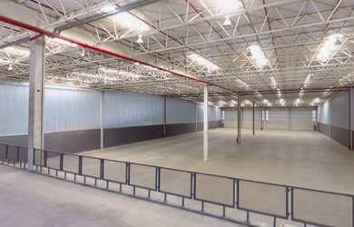 Imagem 7: Centeranel Raposo | Condomínio de Galpões