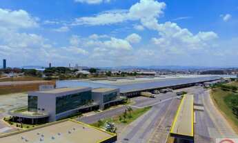 Imagem: Bresco Contagem condomínio de galpões