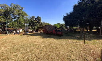 Imagem 5: Área com duas frentes na Av. Bonfim , Qd B, Parque Cristo Redentor, Trindade, 2 dormitório