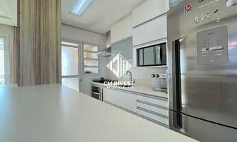 Imagem 3: Apartamento Mobiliado Vista Mar, São José, com 03 dormitórios e 89m². Venha conferir!