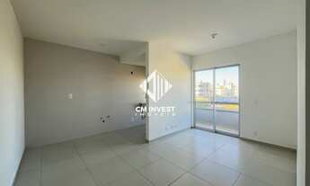 Imagem 6: Apartamento com 2 Quartos, Sacada com Churrasqueira e Piscina - 58m² à Venda em Areias / S