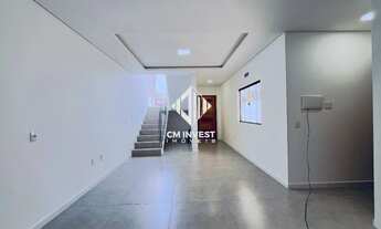 Imagem 3: Sobrado com Sacada à Venda no Loteamento Alta Vista em São José SC com 3 Quartos e 2 Vaga