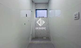 Imagem 6: Sobrado com Sacada à Venda no Loteamento Alta Vista em São José SC com 3 Quartos e 2 Vaga