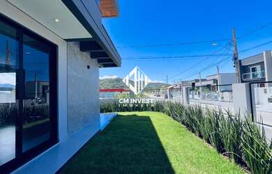 Imagem 2: Casa de Esquina no Lisboa III - 3 Quartos, Suíte e 127m² em Forquilhas, São José SC