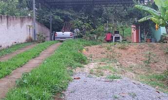 Imagem 4: Casa à venda em Esmeraldas-MG, no bairro Nova Esmeraldas: 1 quarto, 1 sala, 1 banheiro, 2