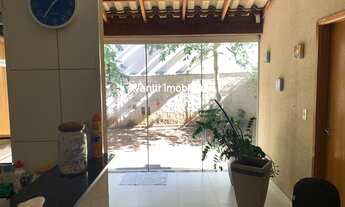 Imagem 5: Casa Comercial à venda com excelente localização em Avenida comercial no bairro Brasil