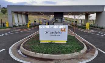 Imagem 2: Luxuosa Casa com Alto Padrão construtivo à venda no Condomínio Clube Terras Alpha Uberlând