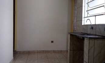 Imagem: ALUGO KITNET COM QUARTO E COZINHA JD TRES