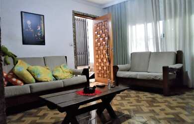 Imagem 3: VENDO CASA COM 5 QUARTOS DUAS VAGAS PRÓXIMO METRO CAPÃO ( VI594