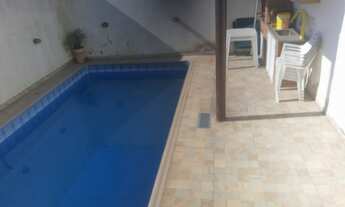 Imagem 2: VENDO SOBRADO COM SUITE E PISCINA NO CAPÃO REDONDO ( VI802