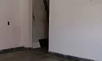 Imagem 2: VENDO CASA TERREA COM TRES DORMITORIOS SUITE TRES VAGAS CAPÃO REDONDO ( VI985