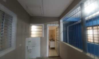 Imagem 3: ALUGO CASA COM 3 CÔMODOS NO JARDIM VERA CRUZ (LR2313