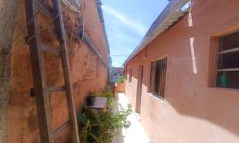 Imagem 4: VENDO TROCO 2 CASAS COM SALÃO COMERCIAL NO JD. ARACATI (LR2520