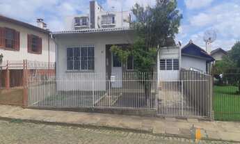 Imagem: 2 dormitórios, 1 banheiros, 1 vaga na garagem