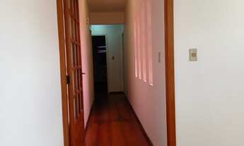 Imagem 3: 3 dormitórios, 1 suítes, 1 banheiros, 1 vaga na garagem, 153M² de Área Construída