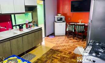 Imagem 2: 4 dormitórios, 2 banheiro, 1 vaga na garagem