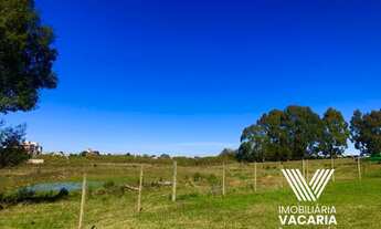 Imagem 6: 2 dormitórios, 1 banheiros, 2 vagas na garagem