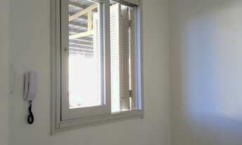 Imagem 5: 2 dormitórios, 2 banheiro, 1 vaga na garagem, 60M² de Área Construída