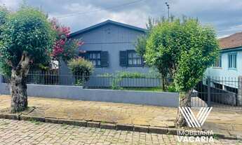 Imagem: 3 dormitórios, 1 banheiros, 1 vaga na garagem