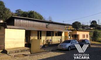 Imagem: 3 dormitórios, 2 banheiro, 1 vaga na garagem