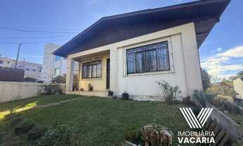 Imagem 1: 4 dormitórios, 2 banheiro, 1 vaga na garagem, 480M² de Área Total