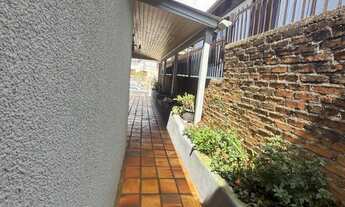 Imagem 5: 2 dormitórios, 1 banheiros, 2 vagas na garagem