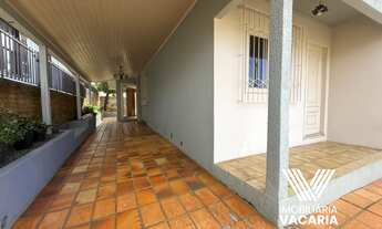 Imagem 3: 2 dormitórios, 1 banheiros, 2 vagas na garagem