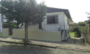 Imagem 3: 4 dormitórios, 2 banheiro, 1 vaga na garagem, 480M² de Área Total