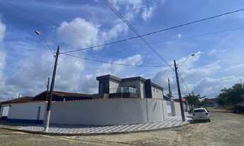 Imagem 2: Imperdível! Casa à venda em Itanhaém-SP, bairro Grandesp, 2 quartos, 1 suíte, 1 sala, 3 ba