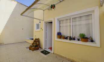 Imagem: Sobrado em condomínio disponível para