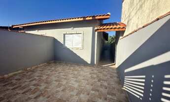 Imagem: Casa Nova com Piscina - 2 Dorm / sendo um