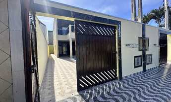 Imagem 2: Casa Nova com Piscina no Centro do Suarão