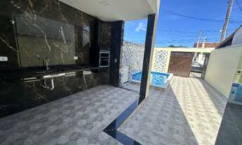 Imagem: Casa Nova com Piscina no Centro do Suarão