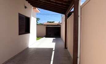 Imagem 6: Imóvel Exclusivo: Sobrado com 5 Quartos e 3 Suítes em Cibratel I, Itanhaém-SP - 350m², 2 S