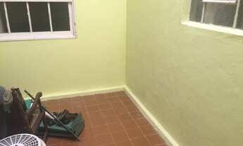 Imagem 2: 3 dormitórios, 2 banheiro, 1 vaga na garagem, 200M² de Área Construída, 252M² de Área Tota