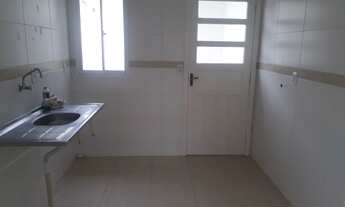 Imagem 4: 3 dormitórios, 1 banheiros, 1 vaga na garagem, 57M² de Área Construída