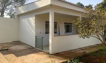 Imagem 2: Sítio de 1000 metros, casa com 6 quartos, sala e cozinha bem grande, com um barracão com u