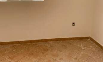 Imagem 5: Sítio de 1000 metros, casa com 6 quartos, sala e cozinha bem grande, com um barracão com u