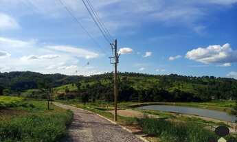 Imagem 4: Linda Chácara à Venda de 20.000m2 com Lagoa, na área de mata atlântica, local com exuberan