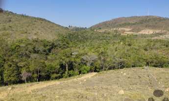Imagem 5: Chácara à Venda em Caeté, MG! Registro, Poço Artesiano e Vista Panorâmica!