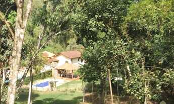 Imagem 1: Luxuoso Sítio em Condomínio à Venda em Caeté-MG 6 quartos, 1 suíte, 2 salas, 3 banheiros