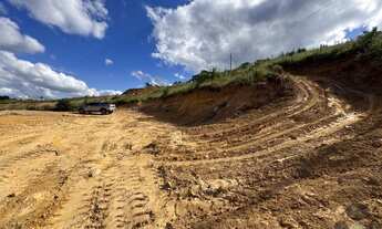Imagem 5: Venda Chácara à Venda em Caeté, MG. Córrego, Vista para Serra da Piedade!