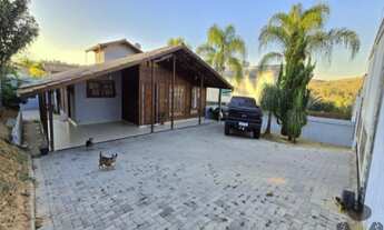 Imagem 2: Sítio de 1.000m2 à venda em Sarzedo-MG, Quintas da Jangada I: 3 quartos, 2 suítes, 2 salas