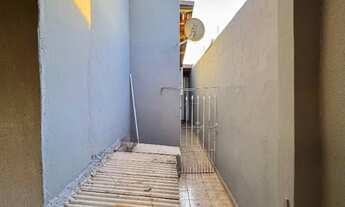 Imagem 3: Vendo Casa Dic VI região do Ouro Verde 3 dormitórios suíte R$ 450 mil A vista