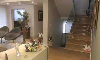 Imagem 3: Imóvel de luxo à venda em condomínio exclusivo na Mosela, Petrópolis-RJ: 5 quartos, 5 suít